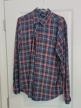 Ezekiel Men's Plaid Button-Down Shirt in Navy and Rust